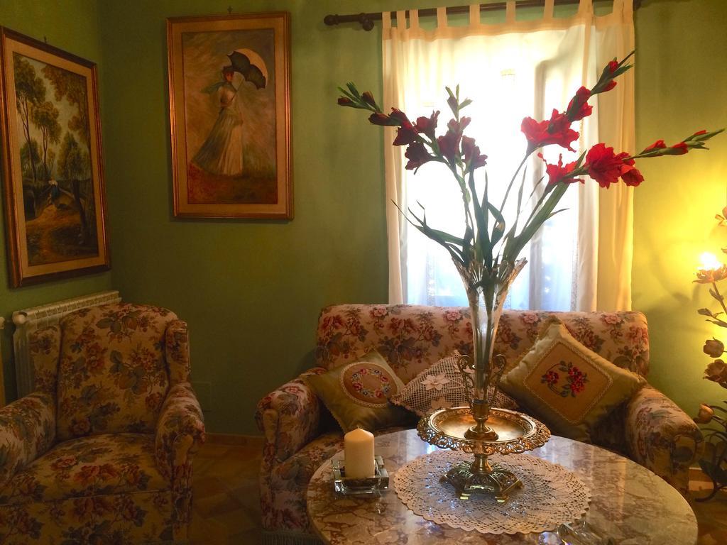 Apartamento Palazzo Cutrufelli Graniti Habitación foto