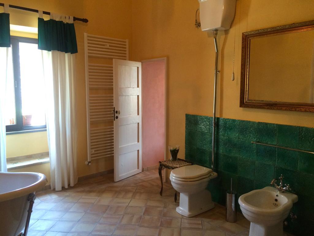 Apartamento Palazzo Cutrufelli Graniti Habitación foto