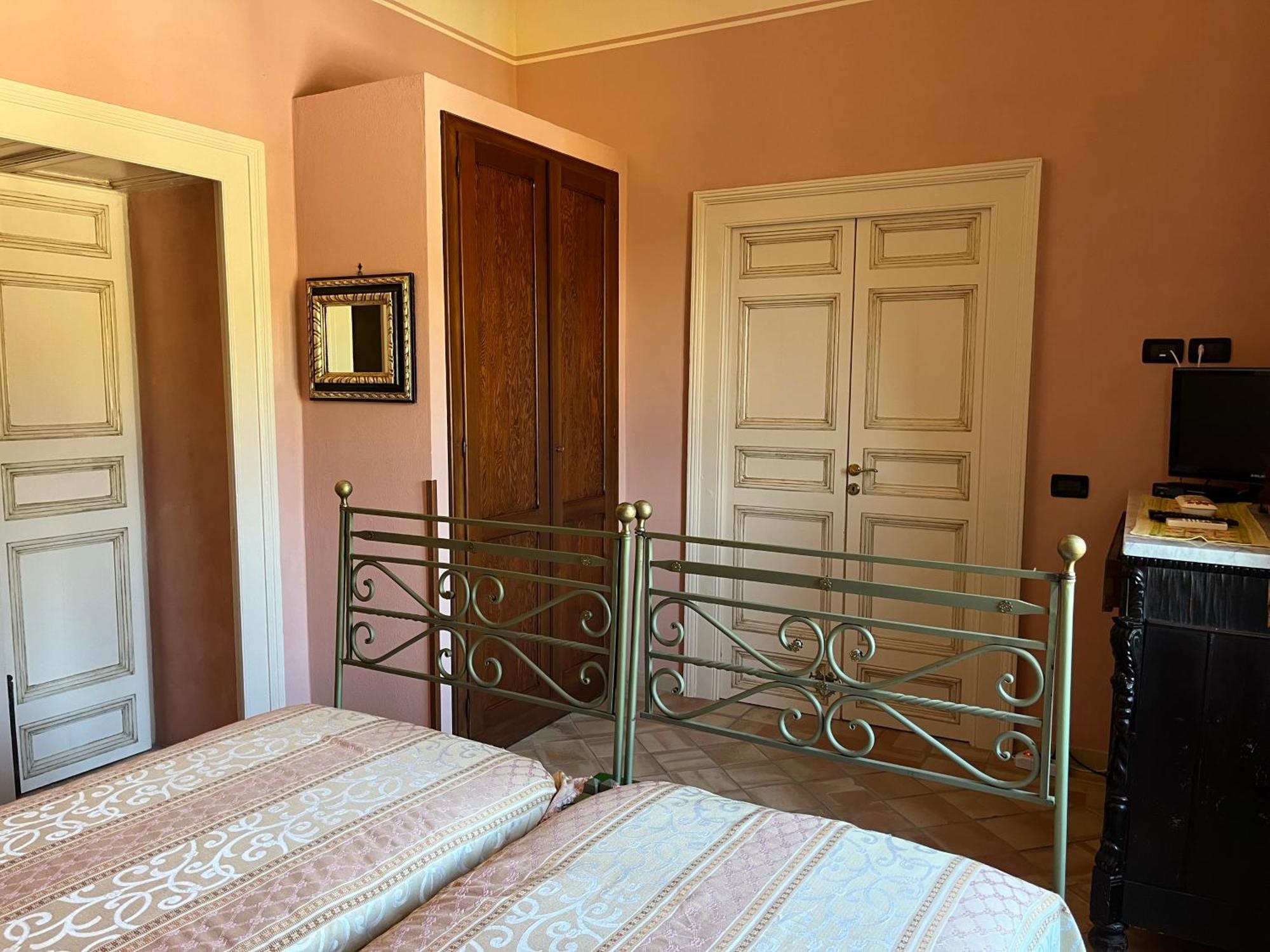 Apartamento Palazzo Cutrufelli Graniti Exterior foto